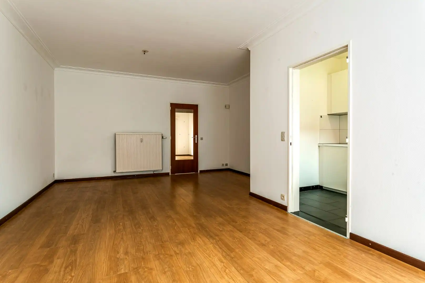 2 slaapkamer appartement in het centrum van Zwijndrecht  foto 2