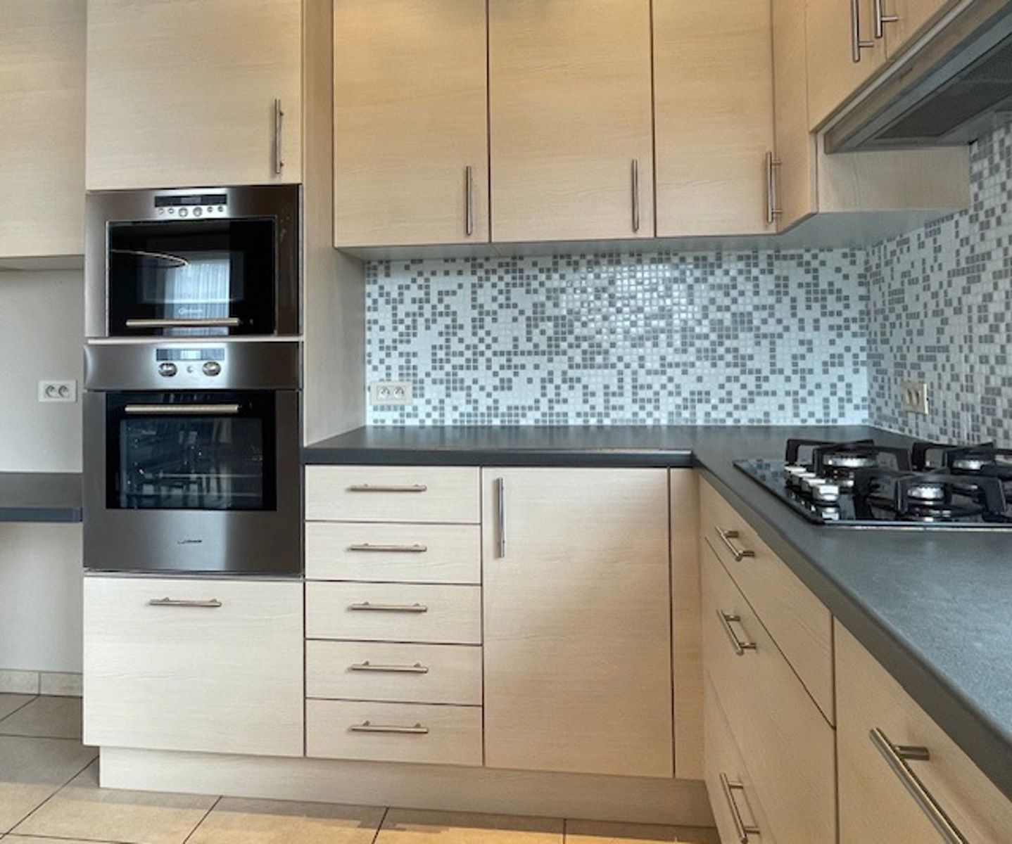 Gezellige, instapklare hoekwoning met garage  foto 8