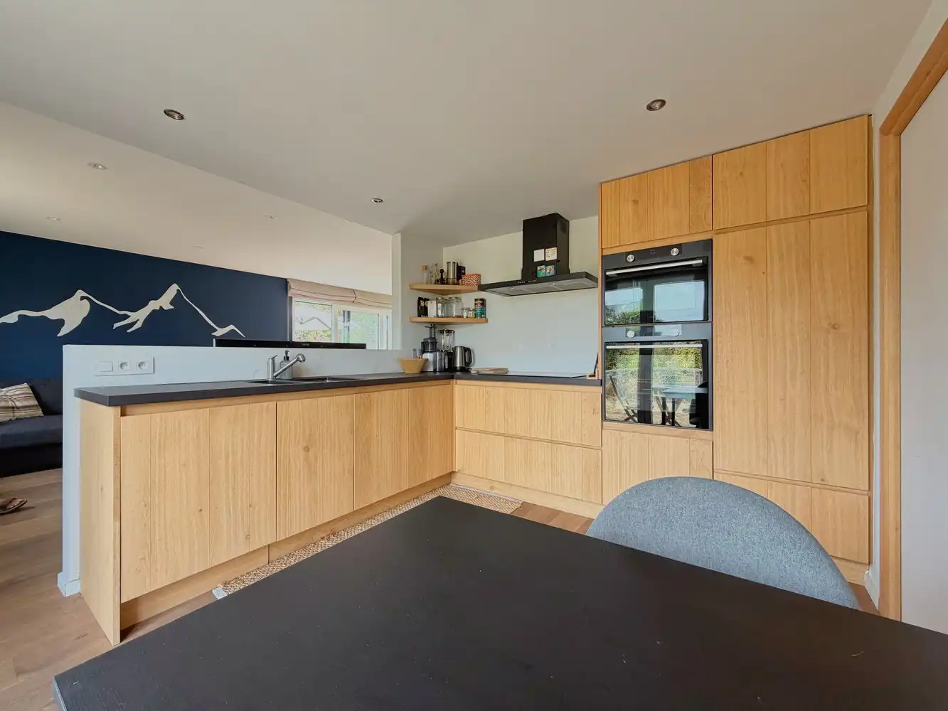 Instapklare, lichtrijke woning (3 slpks) + zonnige tuin foto 7