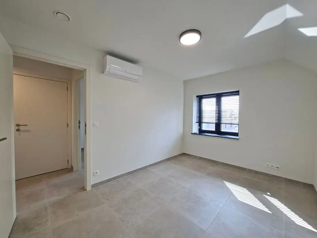 Prachtig renovatieproject in een tijdloos kader foto 12