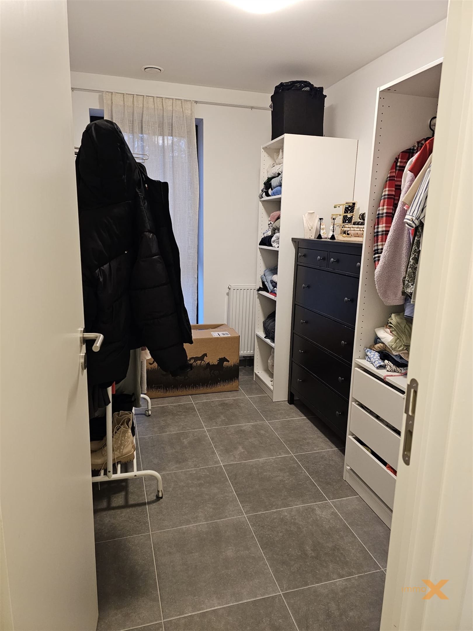 INSTAPKLAAR LICHTRIJK APPARTEMENT MET GROOT TERRAS foto 16