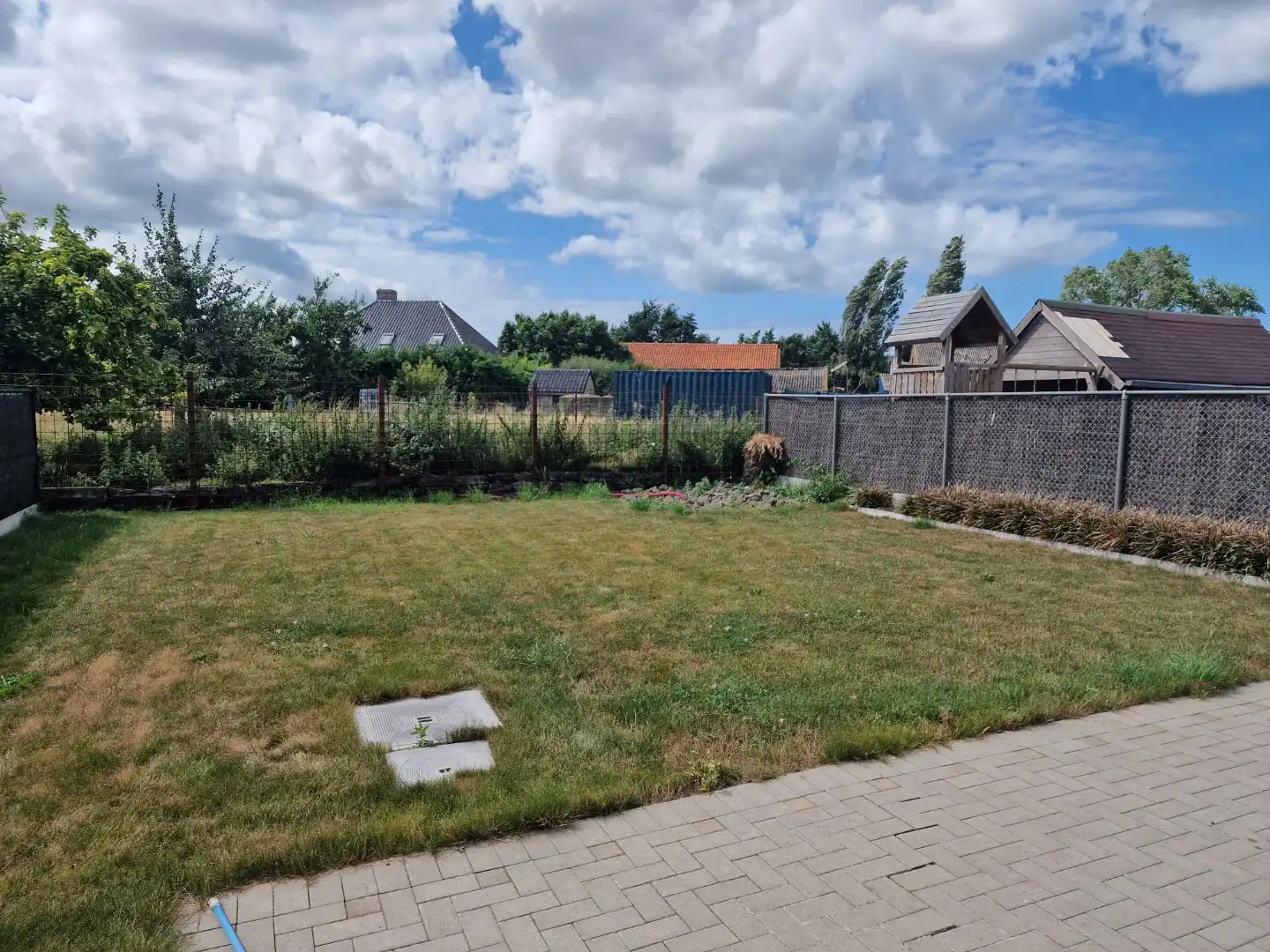 Recente halfopen woning met zonnige tuin  foto 8