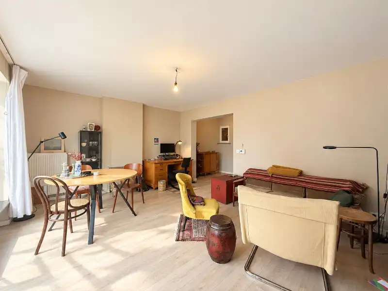 Lichtrijk appartement met terras tussen Dampoort en Sint-Jacobs foto 2