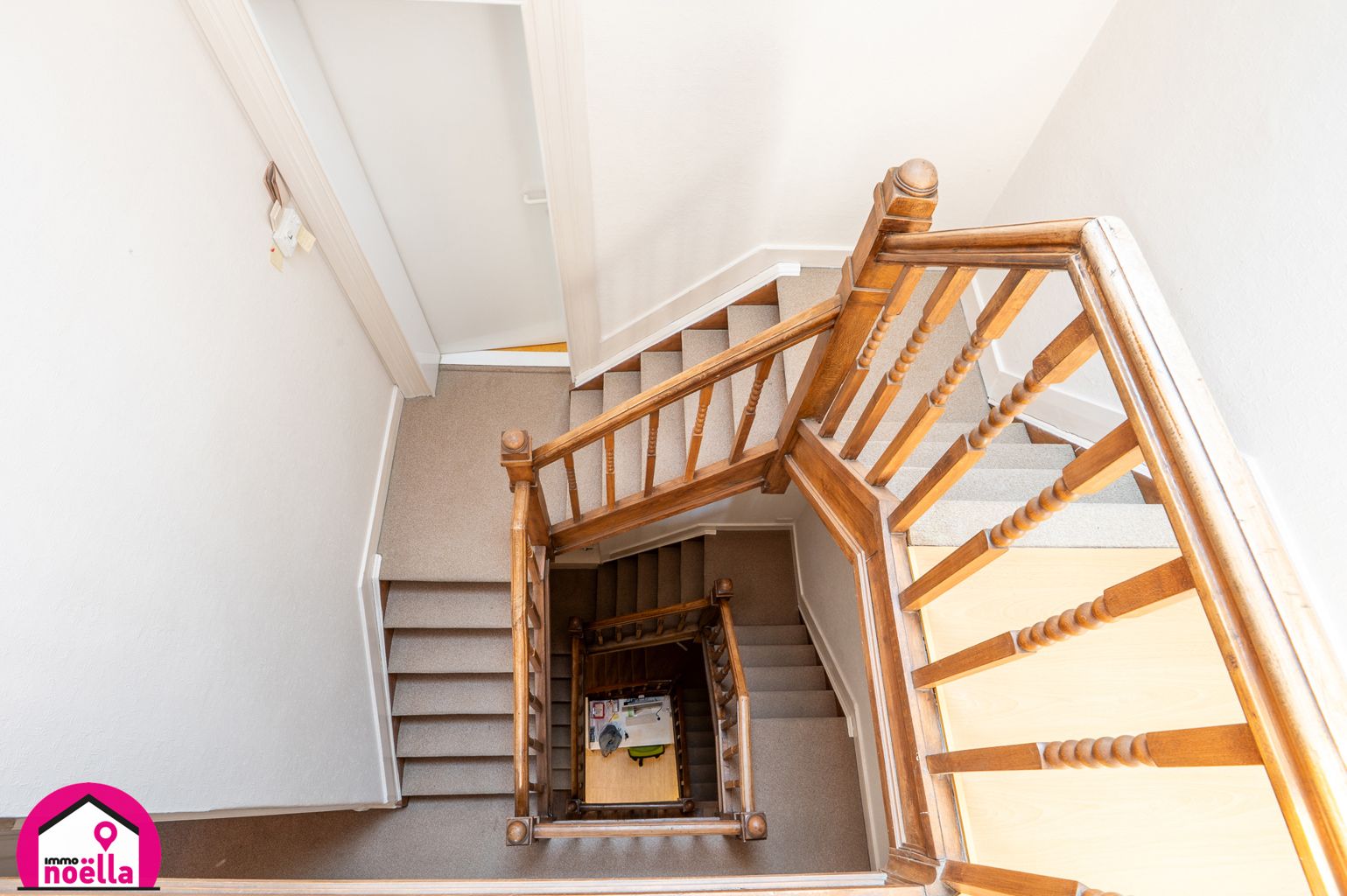 Te koop te Westende prachtige woning met handelsruimte ! foto 5