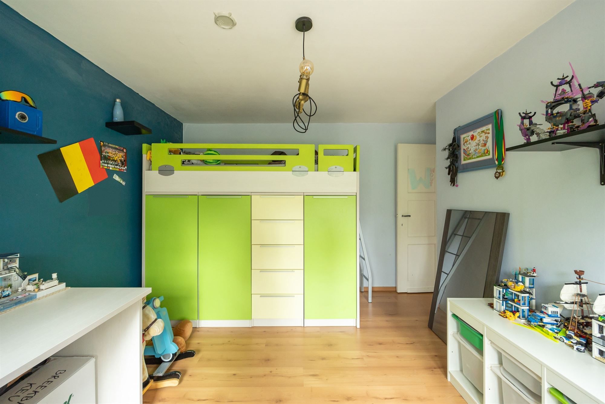 Instapklare woning met ruime tuin op gunstige locatie foto 17