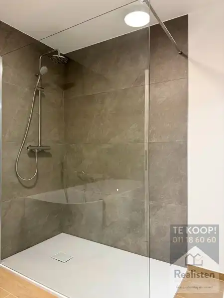 Instapklare nieuwbouwwoning - OB met garage foto 36