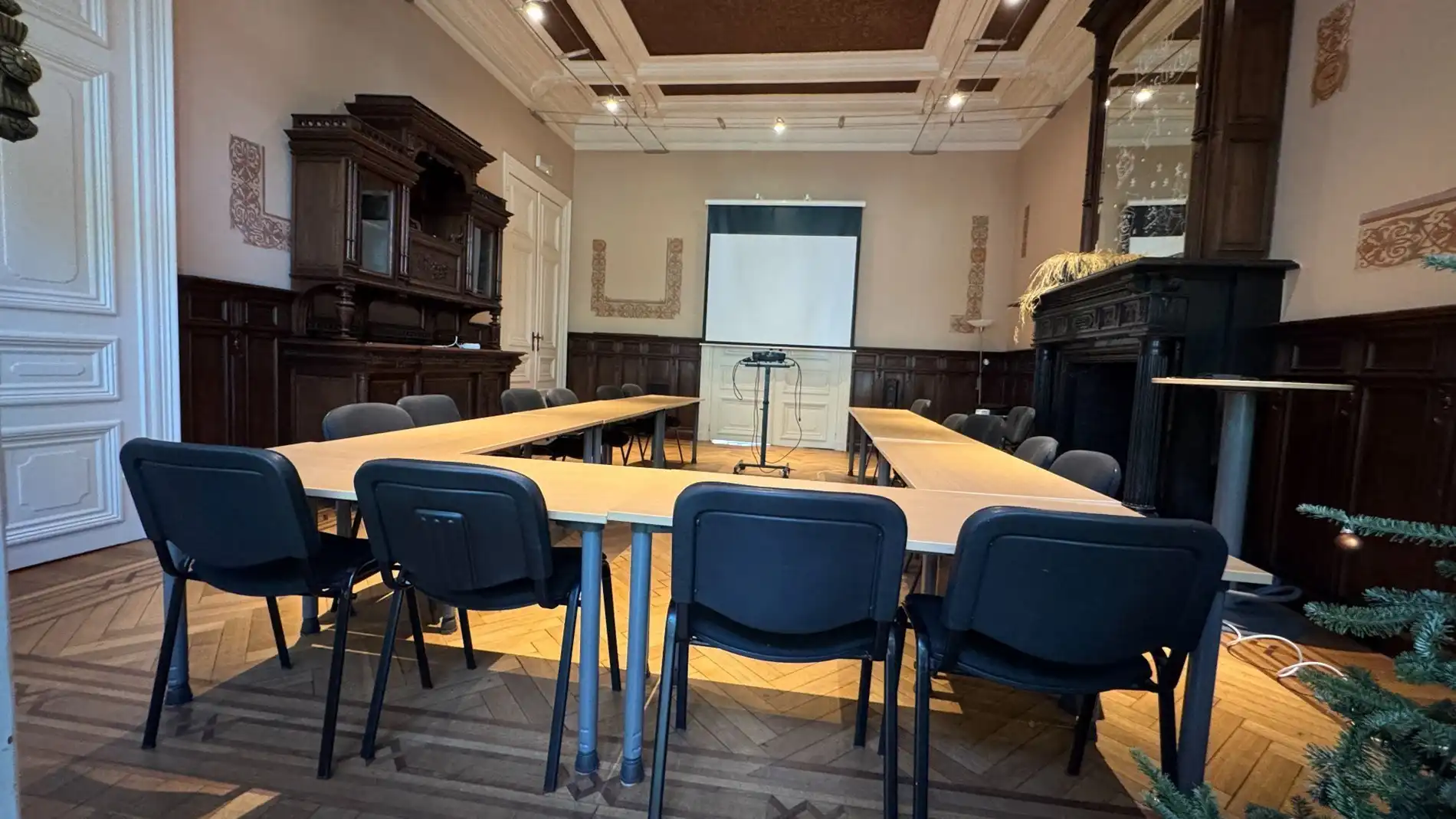 Kantoren te huur in riante herenwoning in centrum Gent foto 19