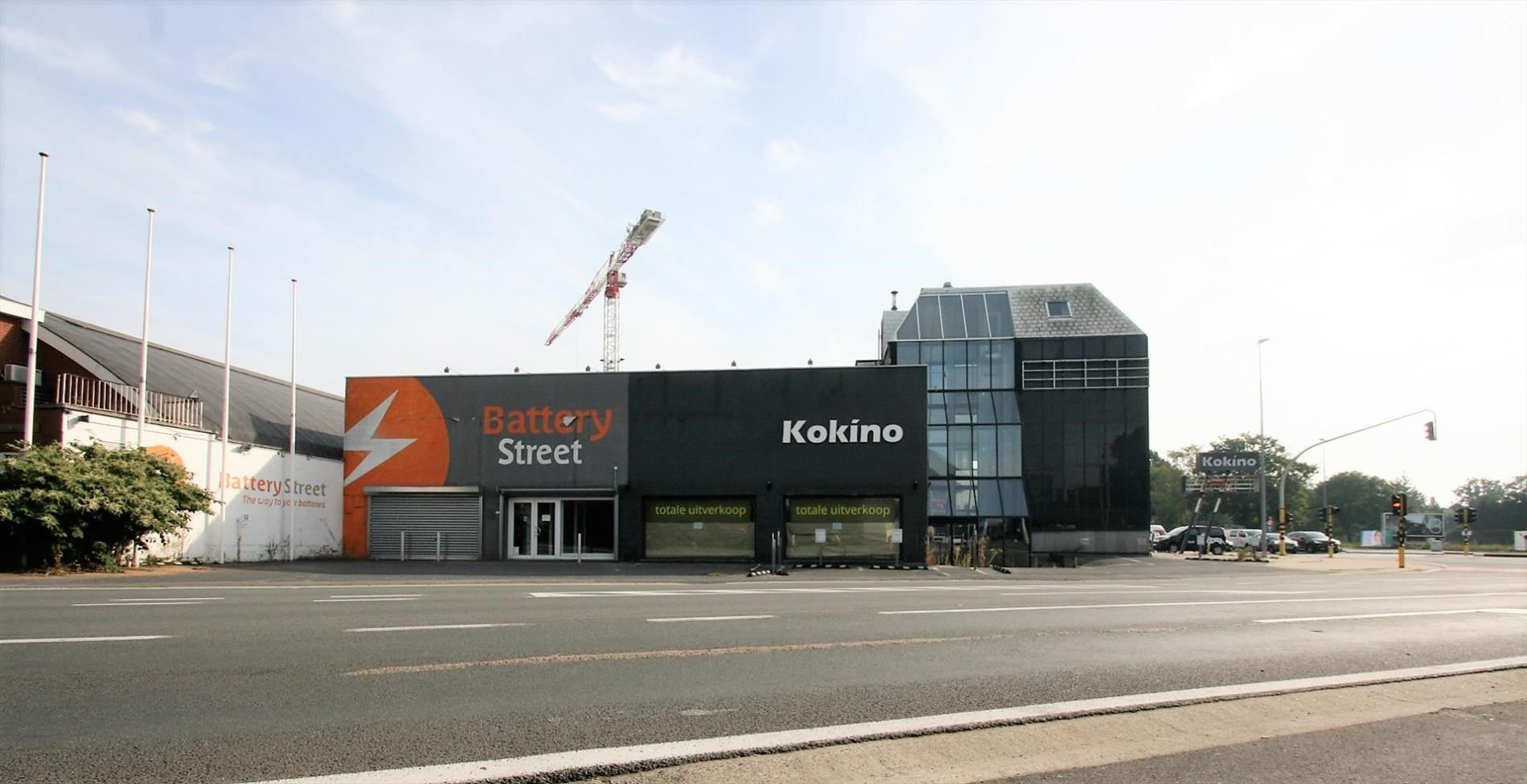 Handelsruimte Kortrijkse Steenweg 1092 naast KBC Toren te huur  foto 5