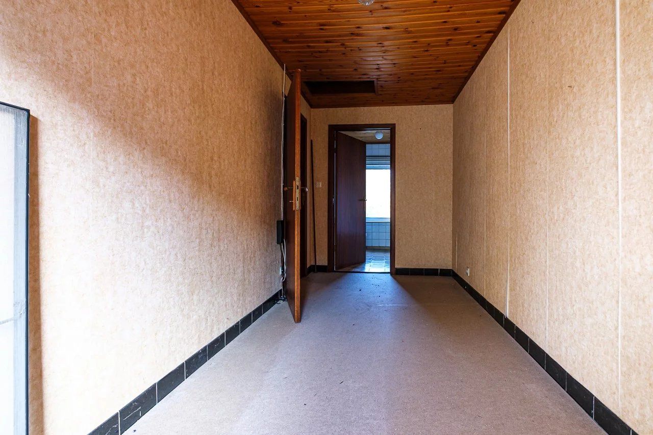 Te renoveren gezinswoning in een rustige streek foto 21