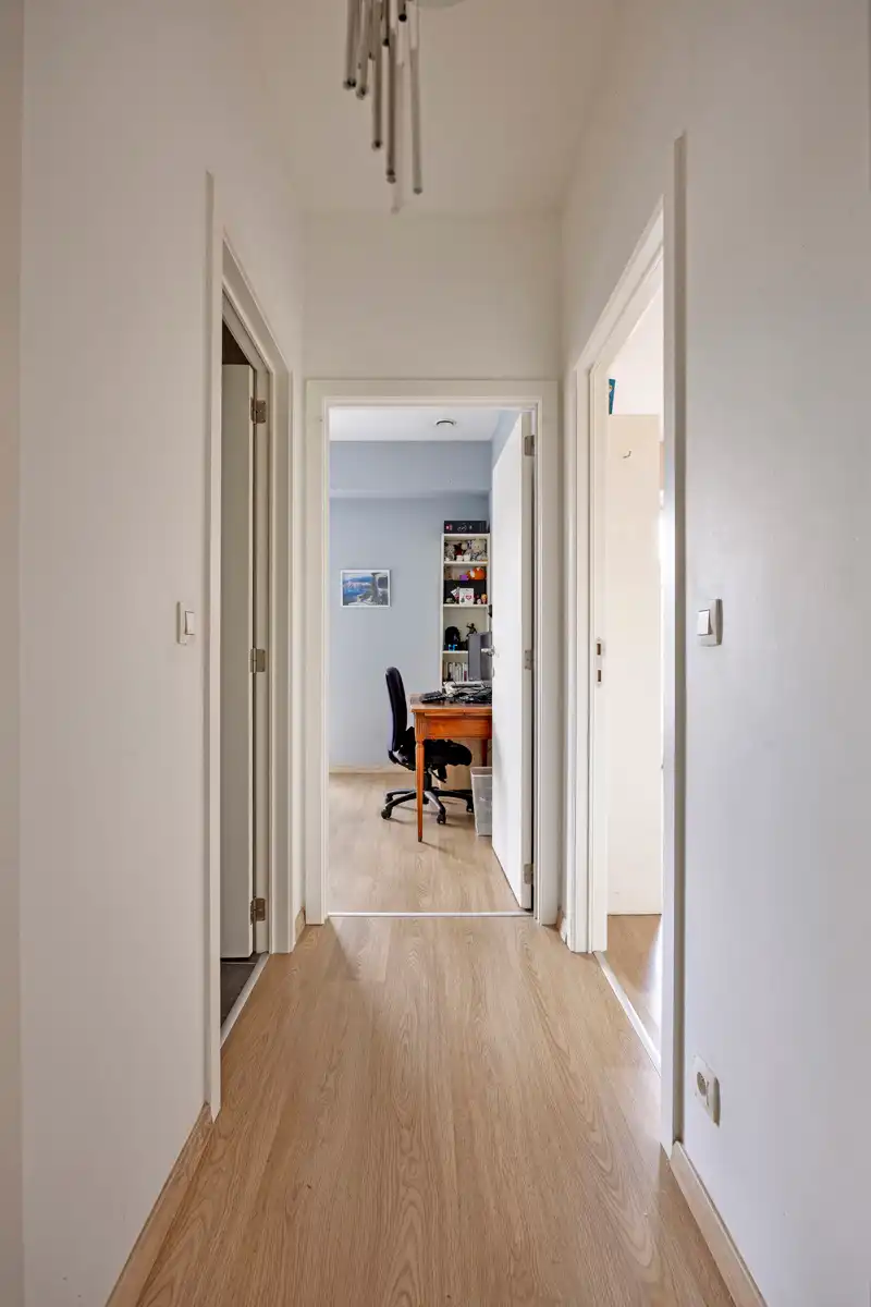 Appartement met 3 slaapkamers, 2 badkamers en staanplaats foto 6
