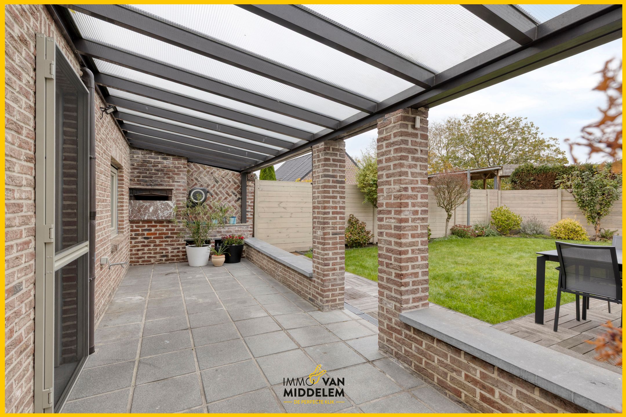 INSTAPKLARE ENERGIEZUINIGE GEZINSWONING MET TUIN EN TERRAS foto 13