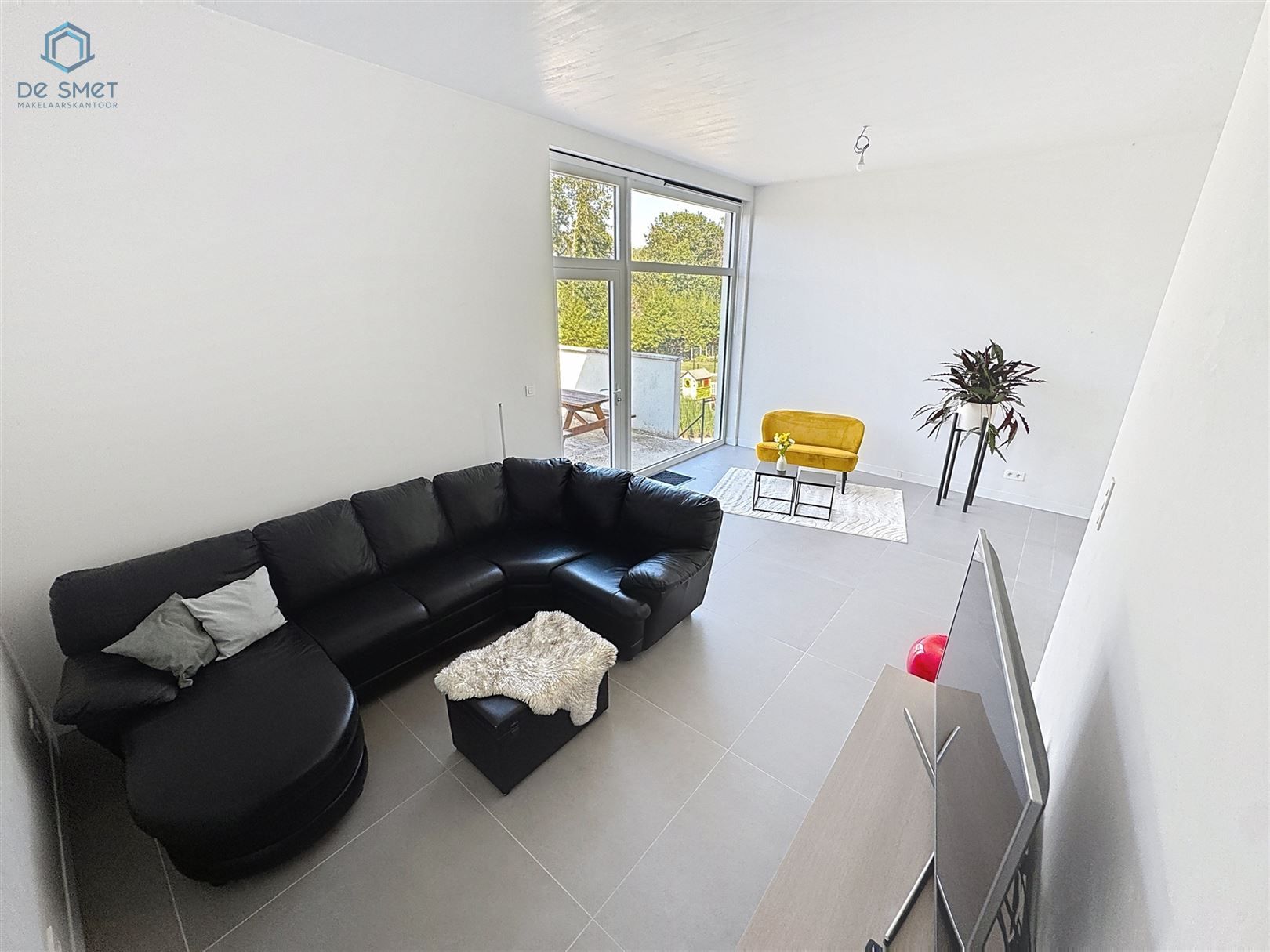 PRACHTIGE BEN-NIEUWBOUWWONING MET 3 SLPK, DRESSING, INBOUWKASTEN & TUIN ZARLARDINGE foto 6