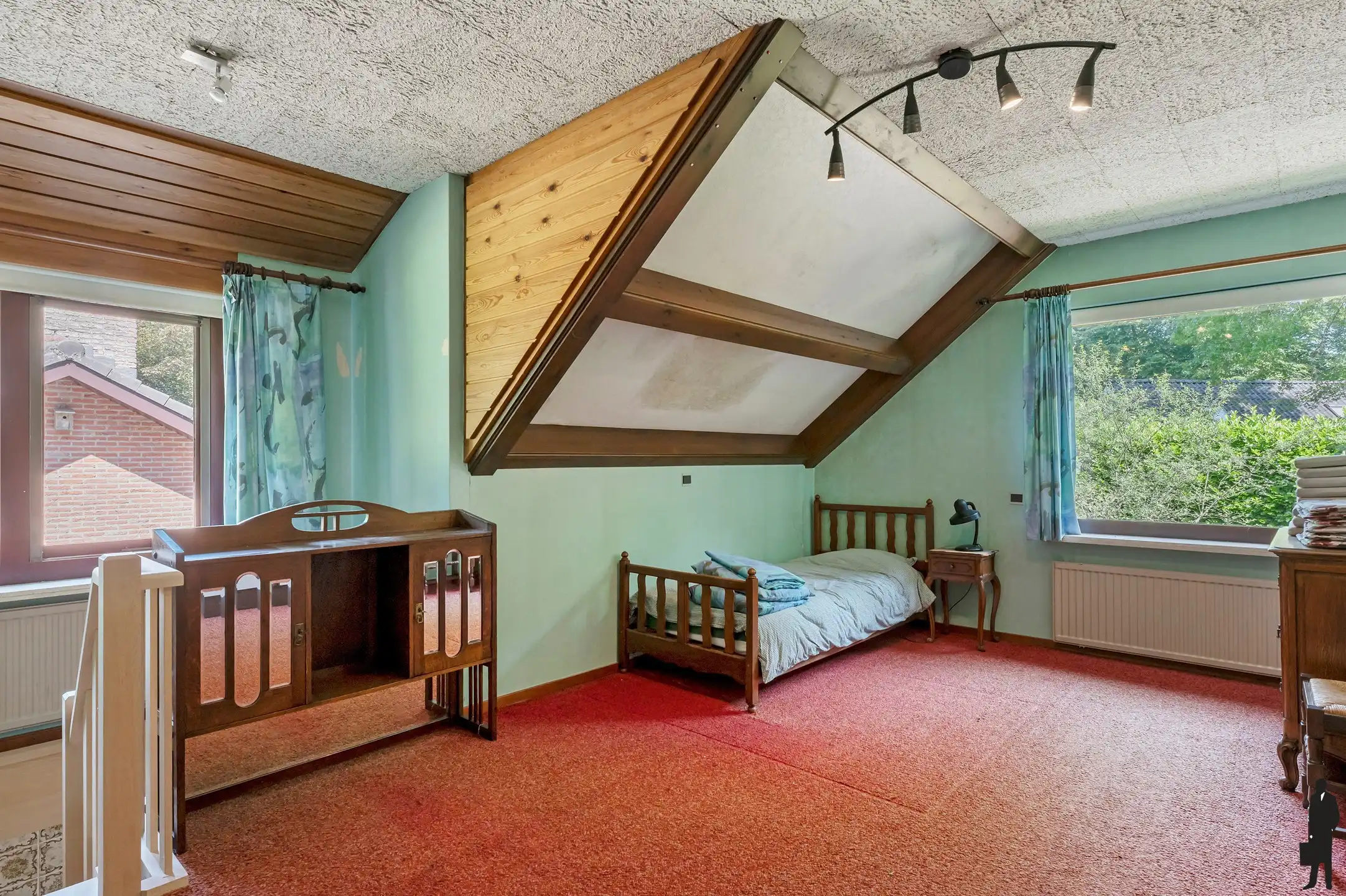 Seventiesvilla op toplocatie! foto 21