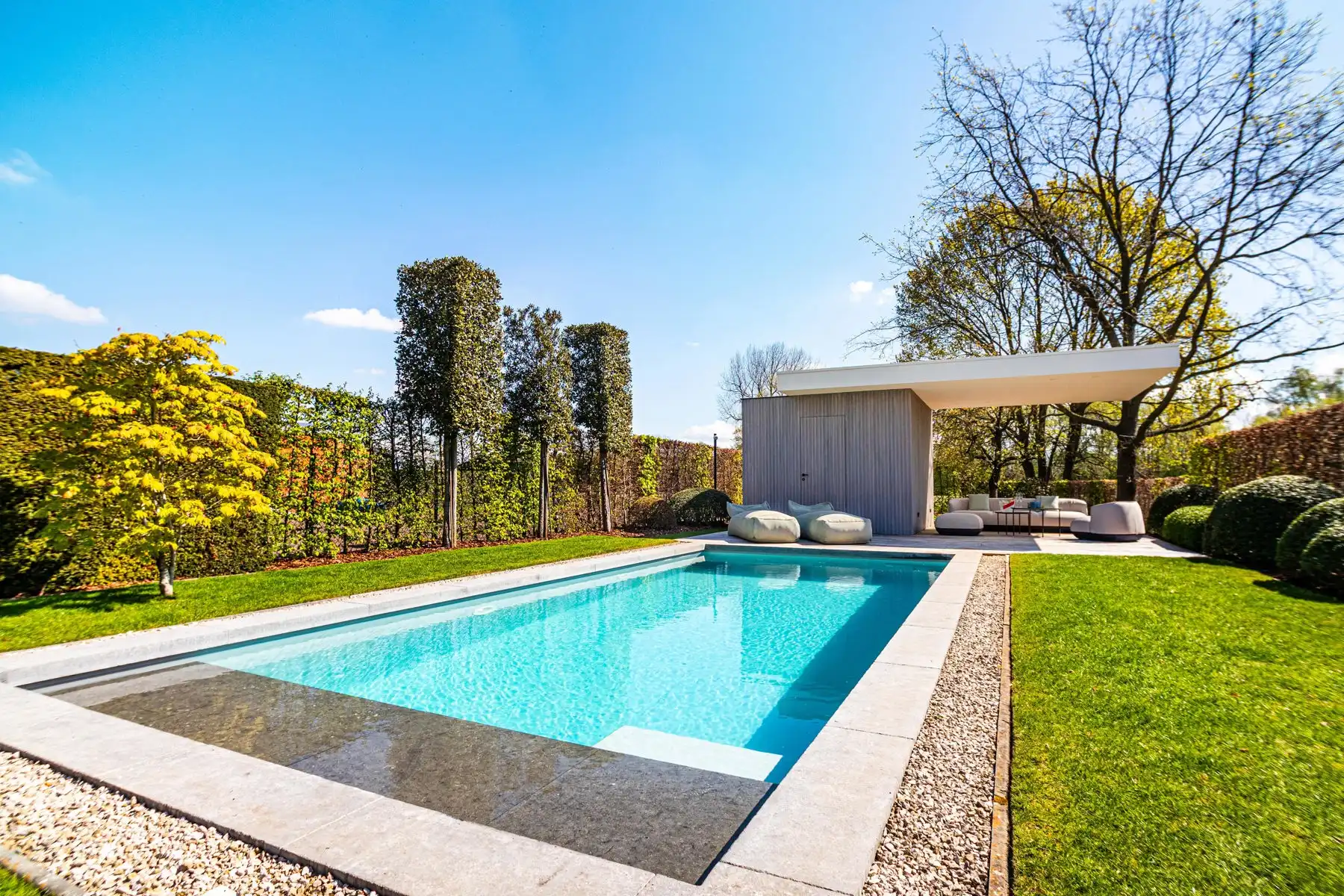 Exclusieve instapklare woning met zwembad en open groenzicht foto 61