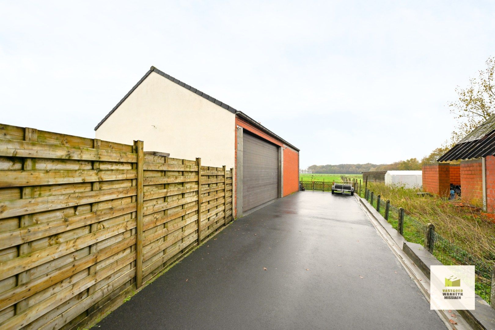 Ruime woning met 5 slaapkamers, groot bijgebouw (100m2) en landelijke vergezichten foto 23