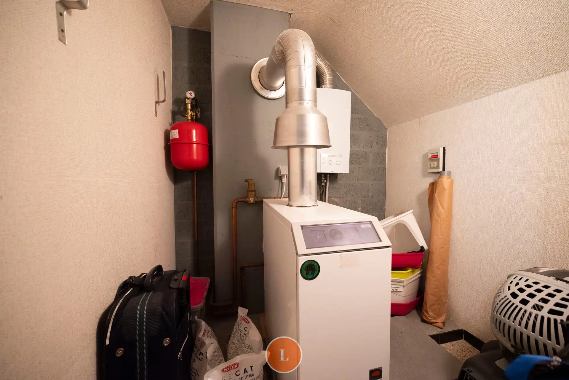 Instapklare gezinswoning in rustige, doodlopende straat met 4 kamers en garage foto 17