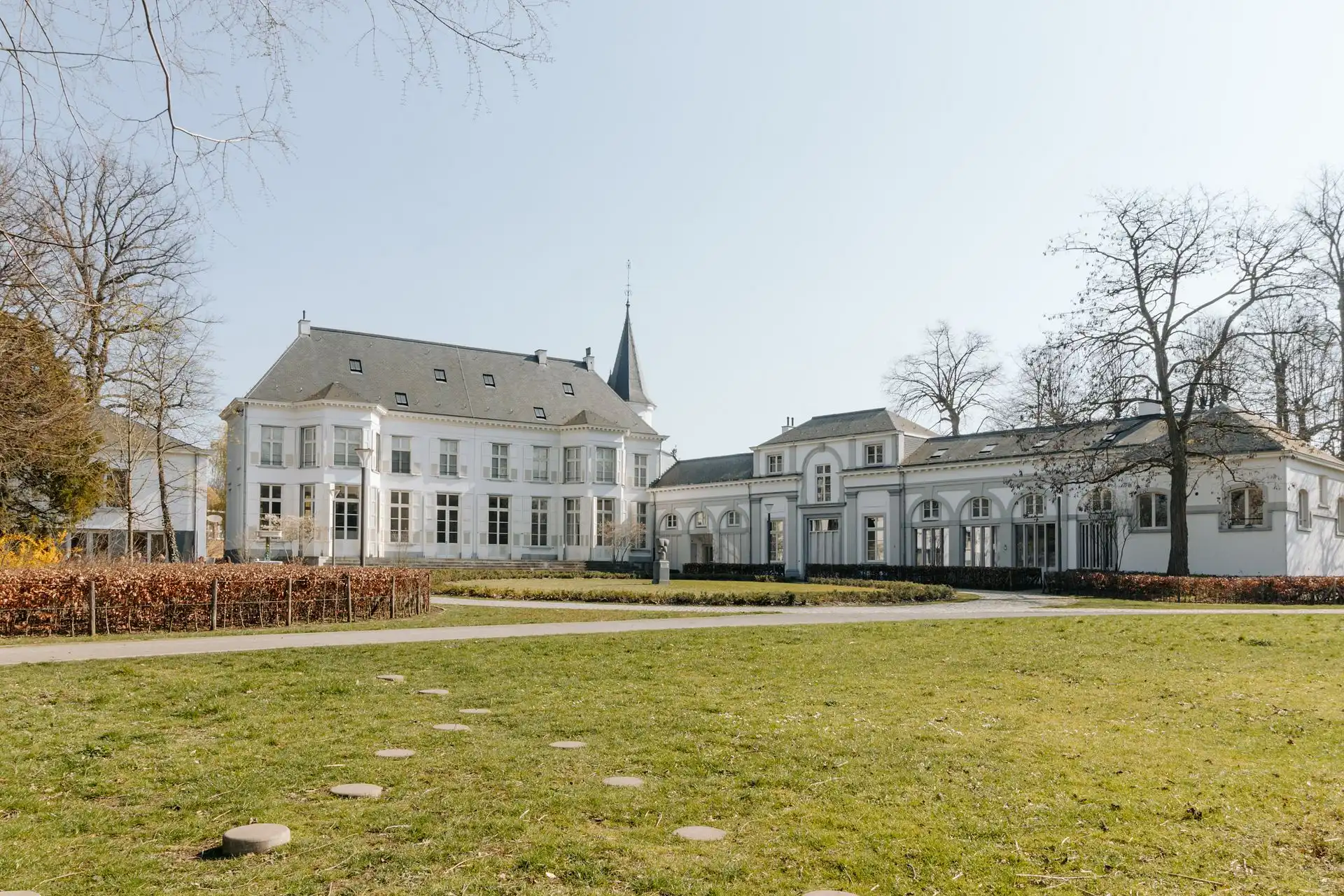 Instapklaar appartement met twee terrassen in Merksem foto 16