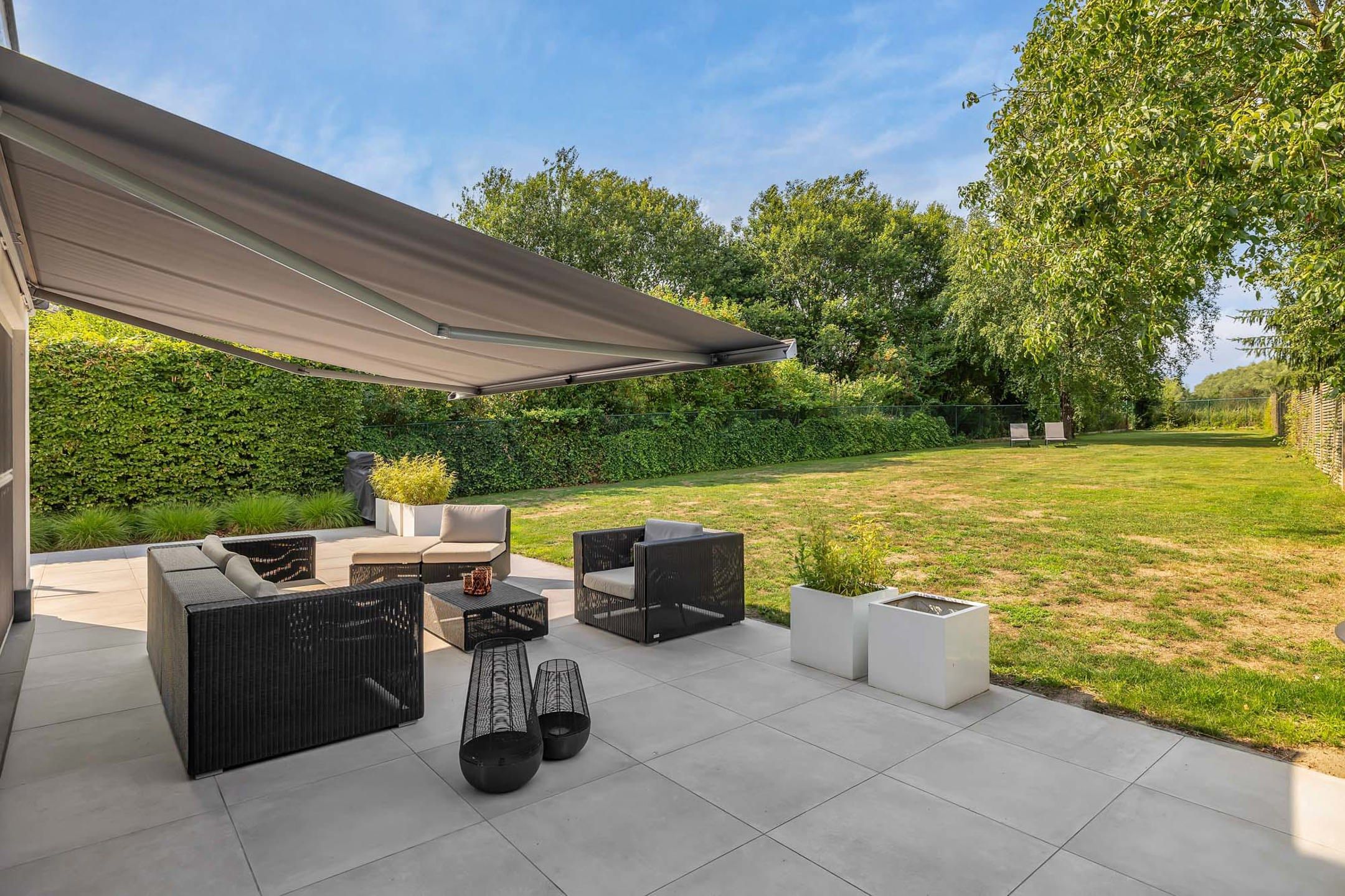 Exclusief gerenoveerde villa te koop in Idegem  foto 4