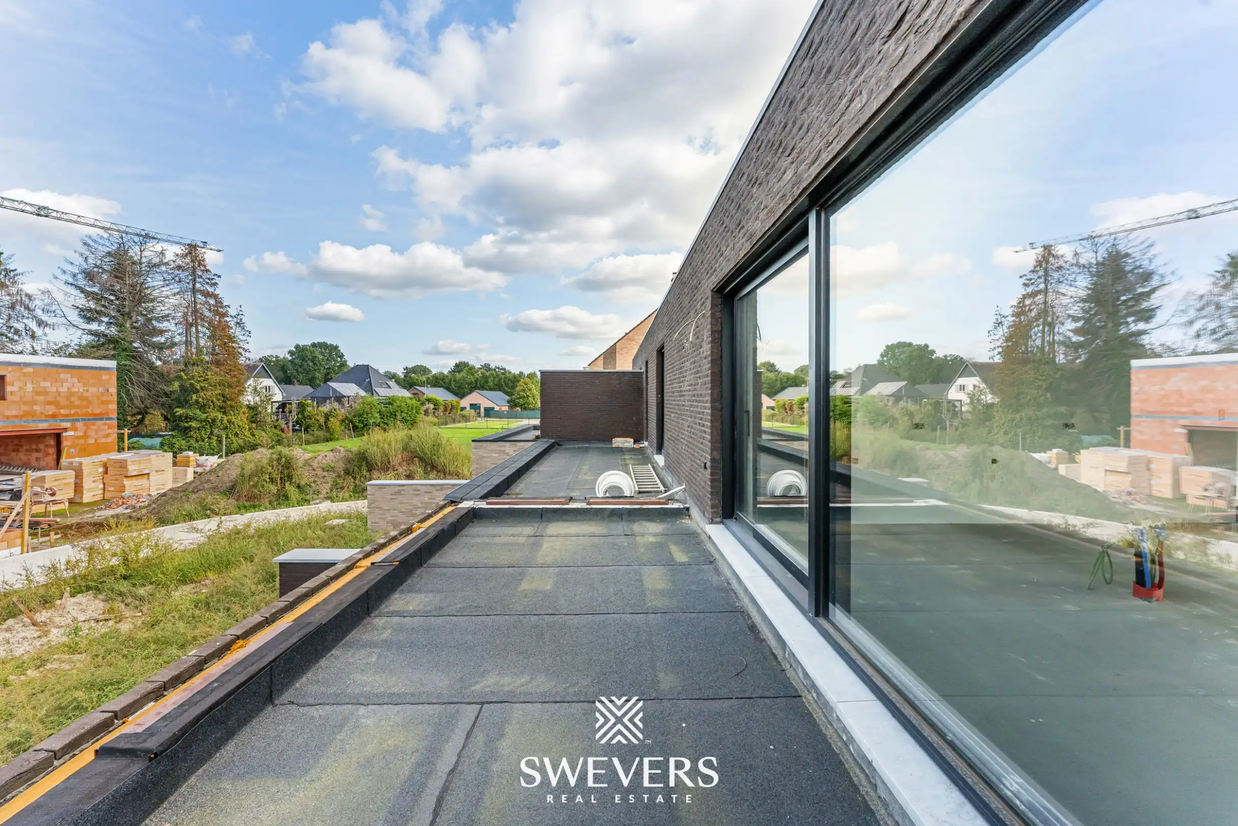 Knap 2-slaapkamer appartement met maar liefst 2 terrassen in Houthalen foto 5