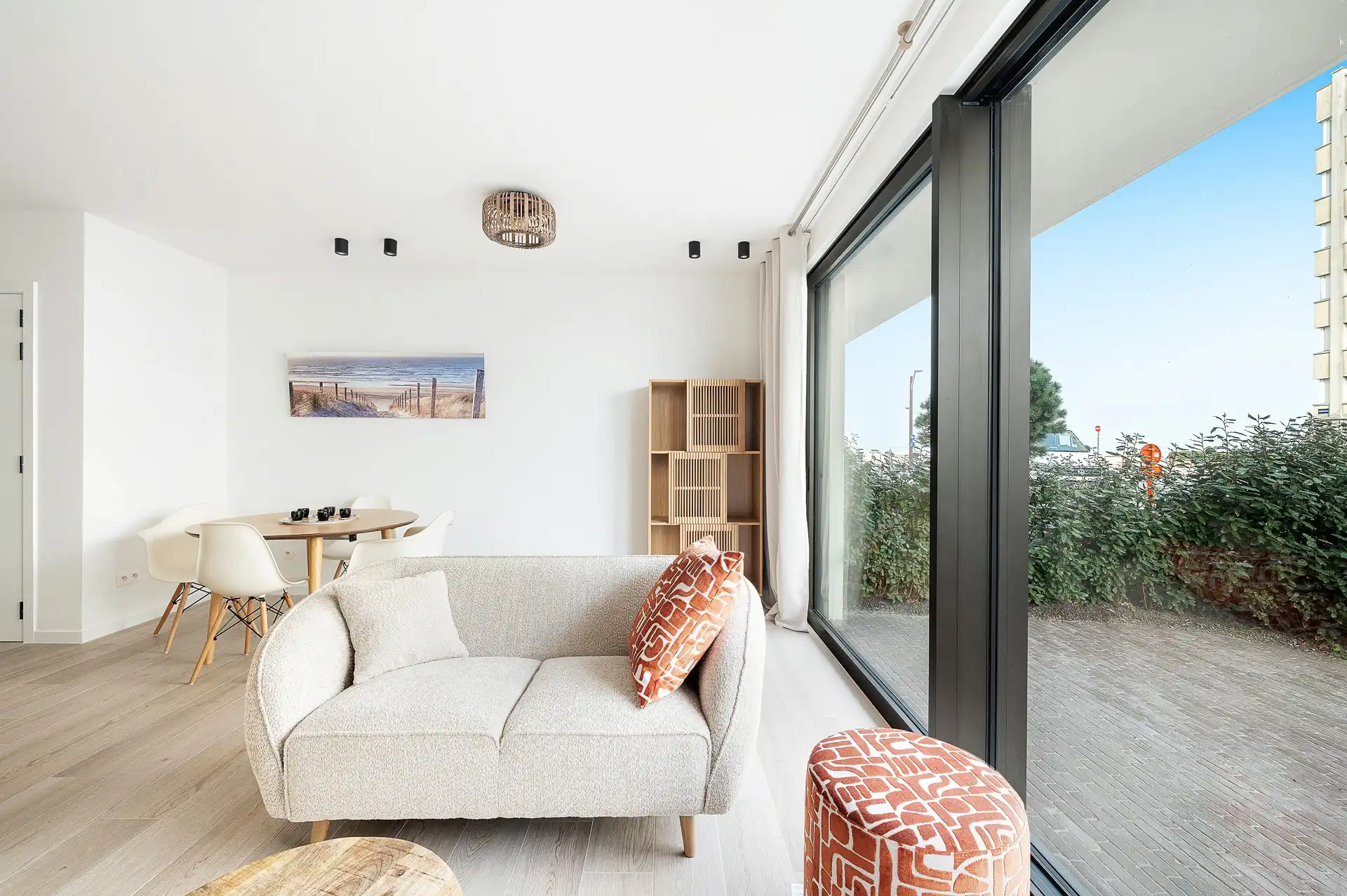 Gemeubeld: nieuwbouw appartement met zijdelings zeezicht! foto 9