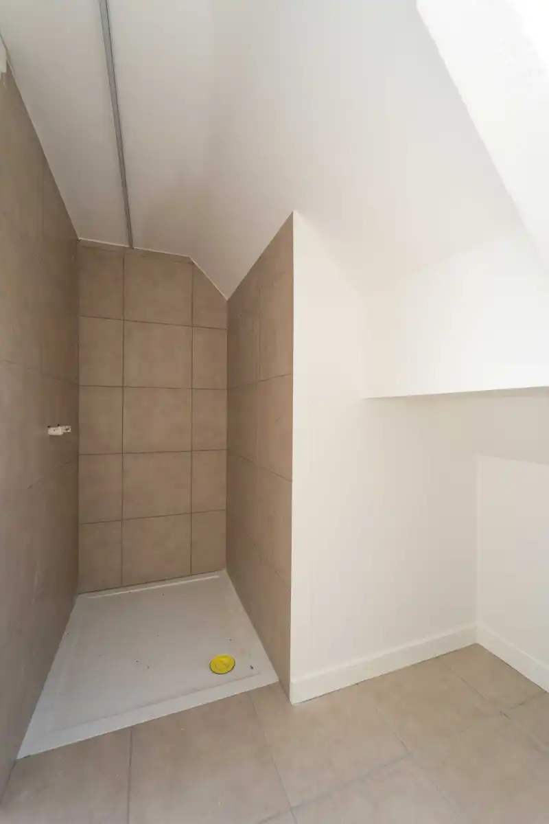 Charmant gerenoveerd 1 slpk appartement in hartje Gent foto 18