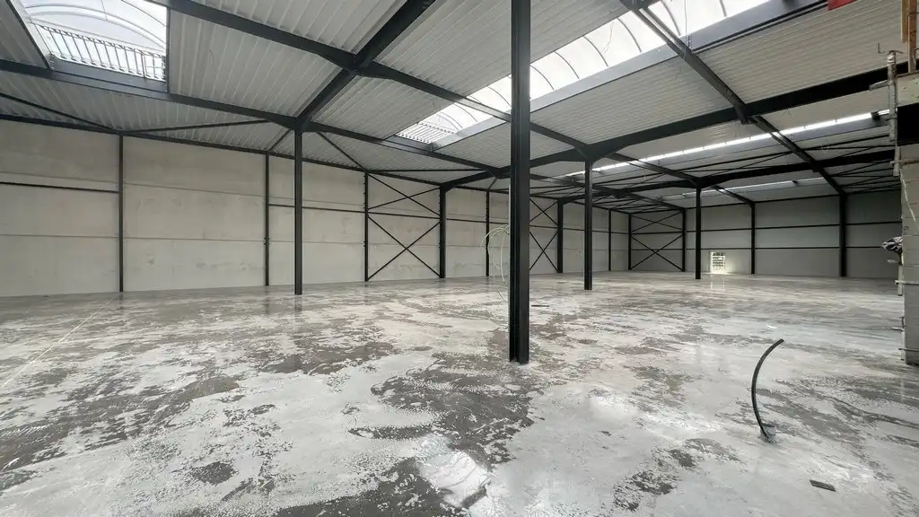 Nieuwbouw loods te huur in Buggenhout foto 6