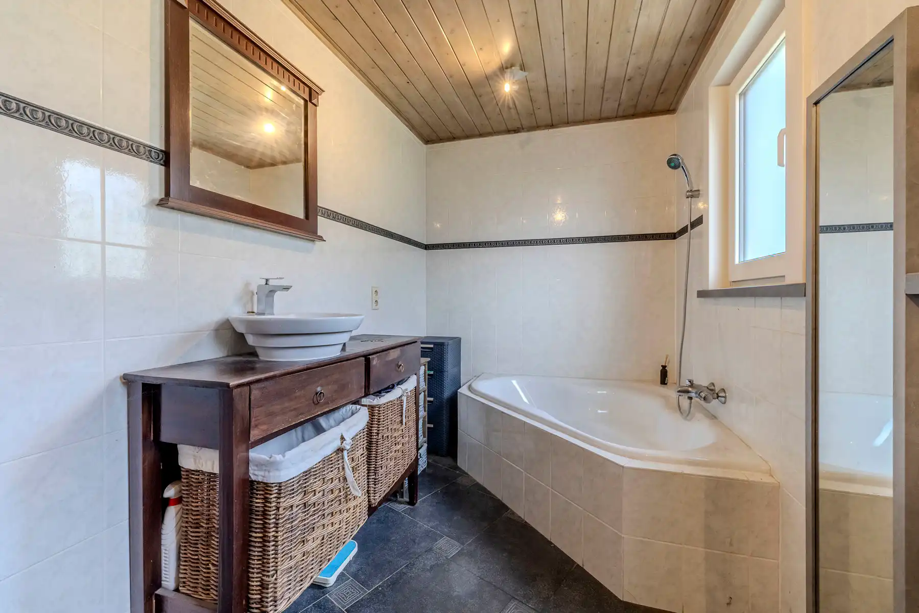 Instapklare open bebouwing met o.a. 3 slaapkamers in Bevel foto 13