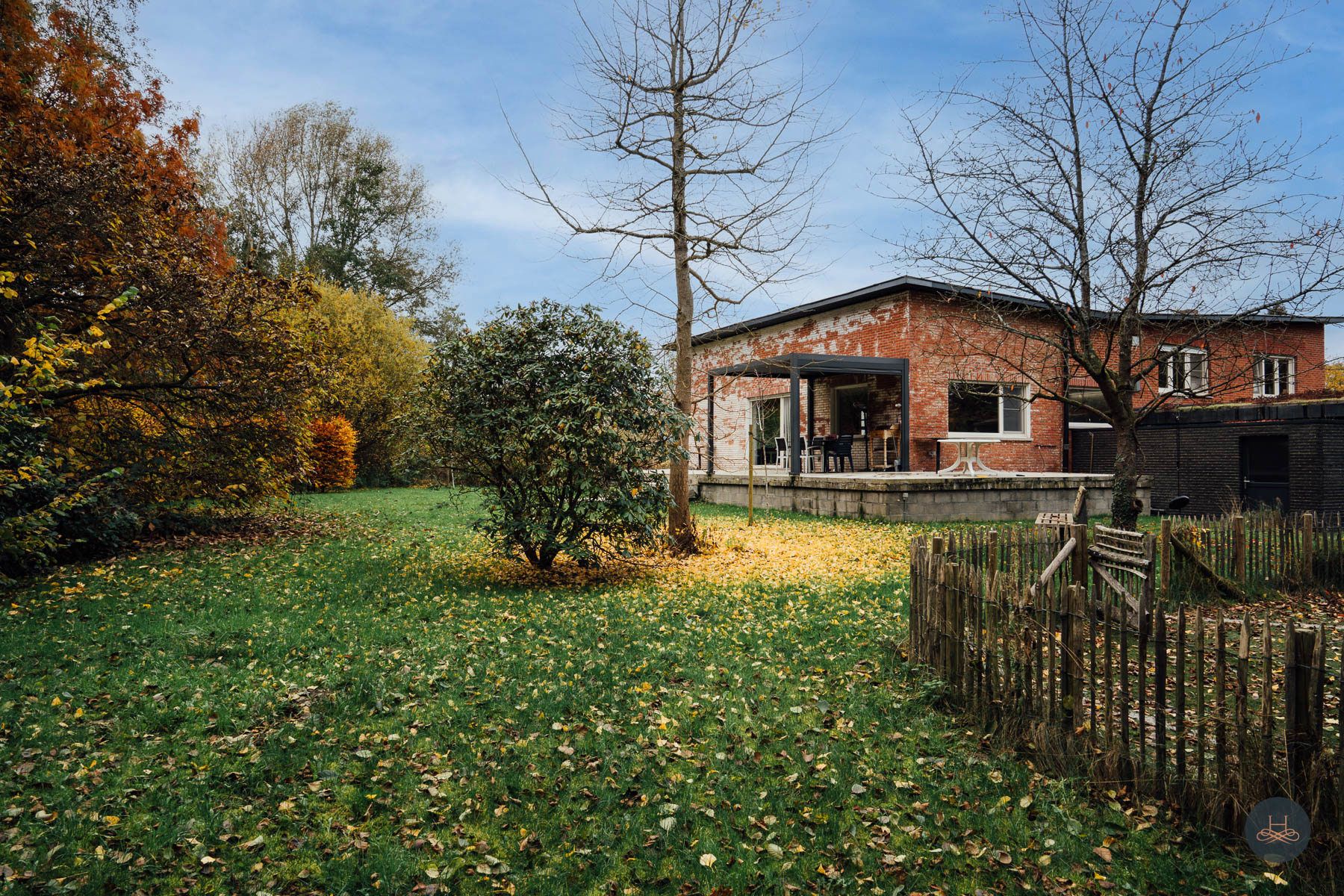Zeer ruime gezinswoning naast natuurgebied foto 3