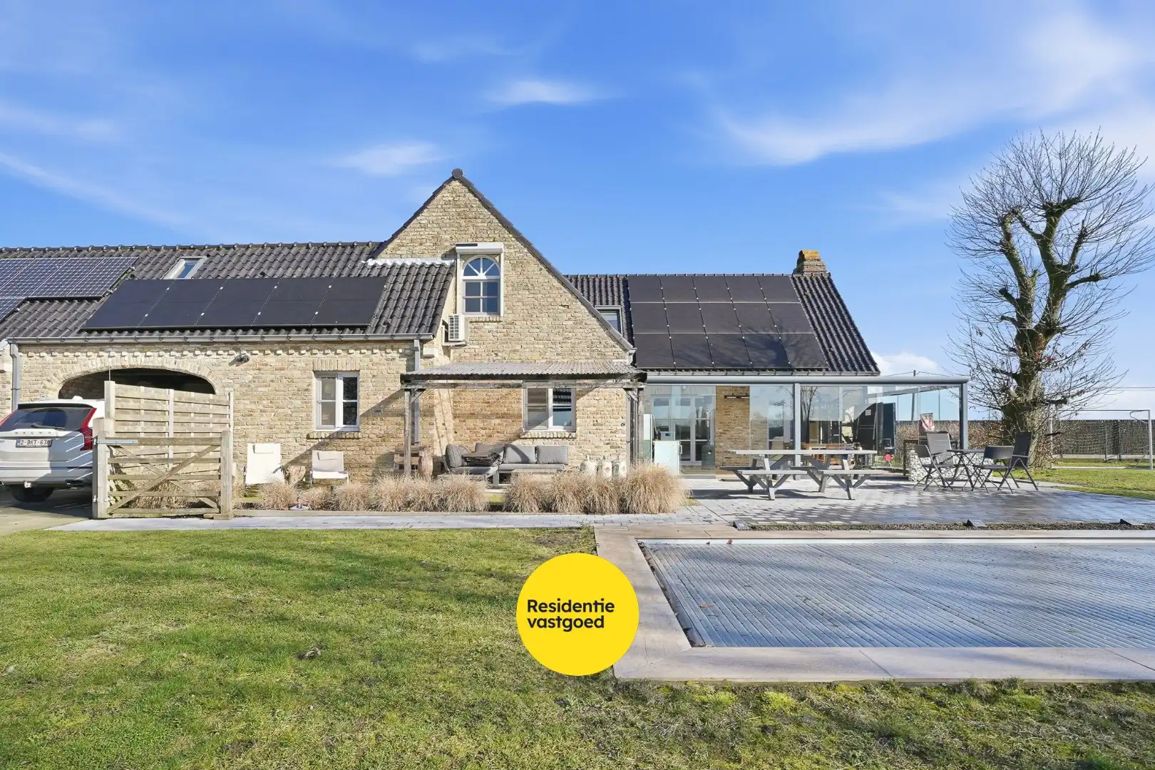 Landelijk gelegen villa met loods in Aartrijke foto 11