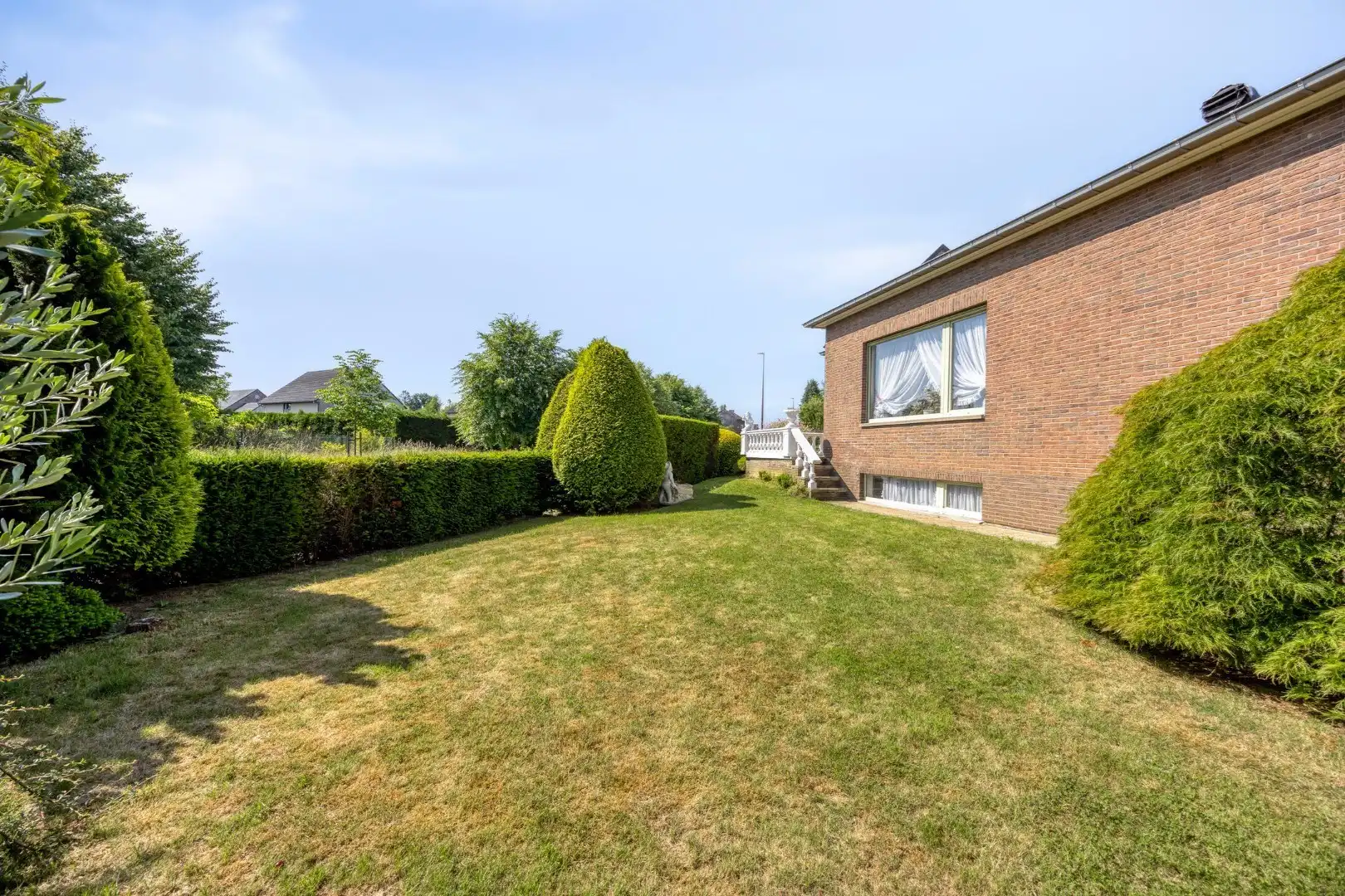 BUNGALOW – 2/4 kamers, garage & kelders – 1650 BEERSEL foto 26