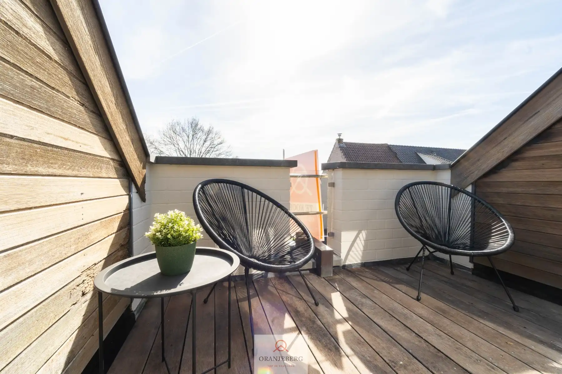 Gerenoveerd, lichtrijk 2 slpk-appartement met zonneterras foto 3