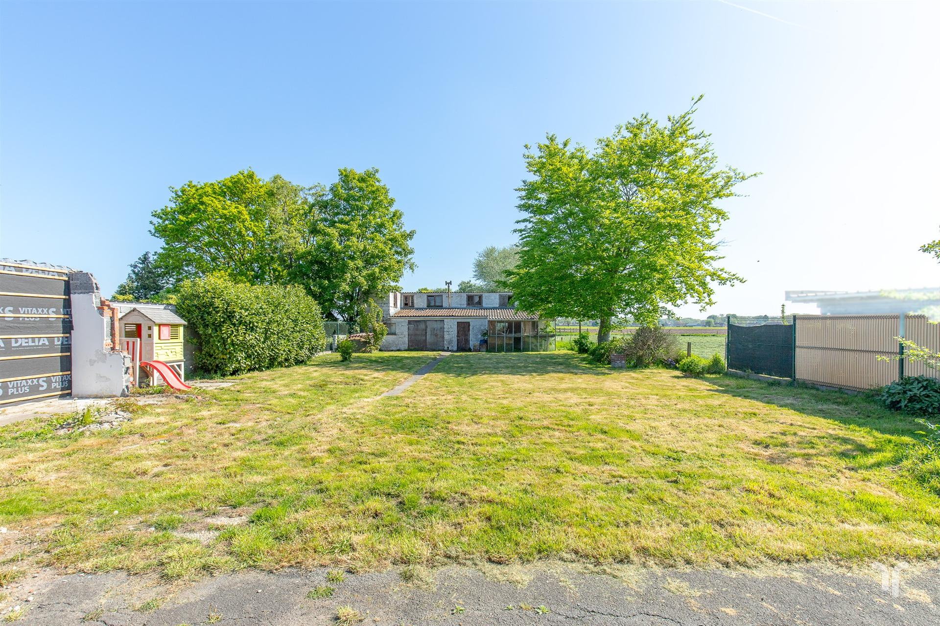 Vrijstaande woning met prachtig en uniek uitzicht. foto 13