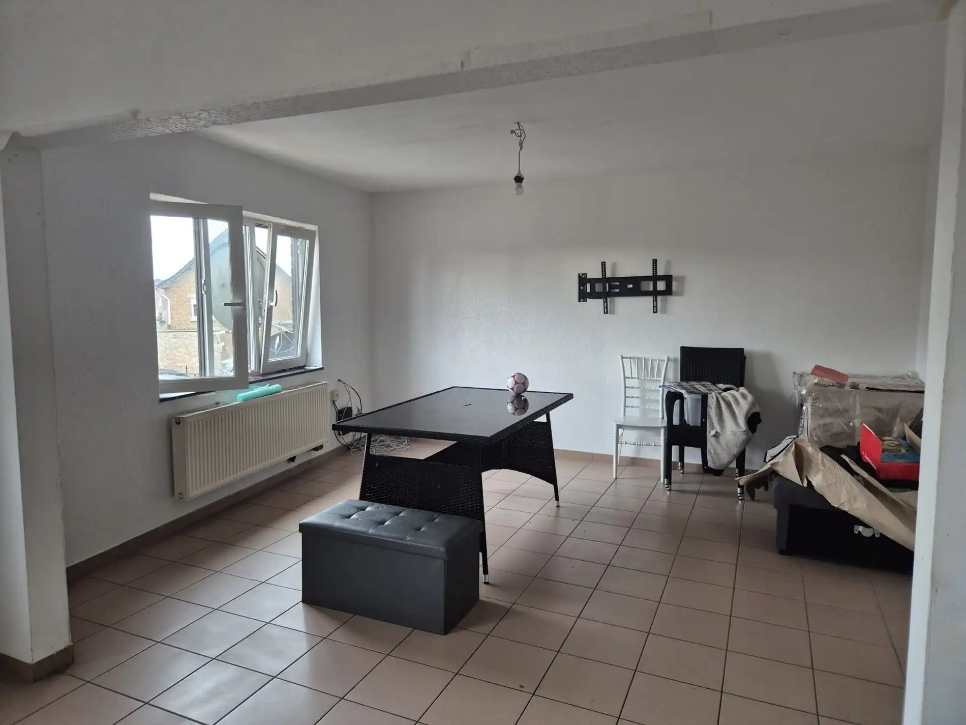 Handelspand met duplex appartement in het hart van Maasmechelen foto 12