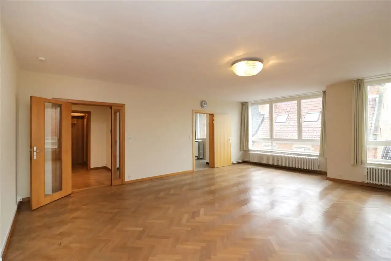 Karaktervol app. met 2 slpks en garage in hartje centrum foto 5