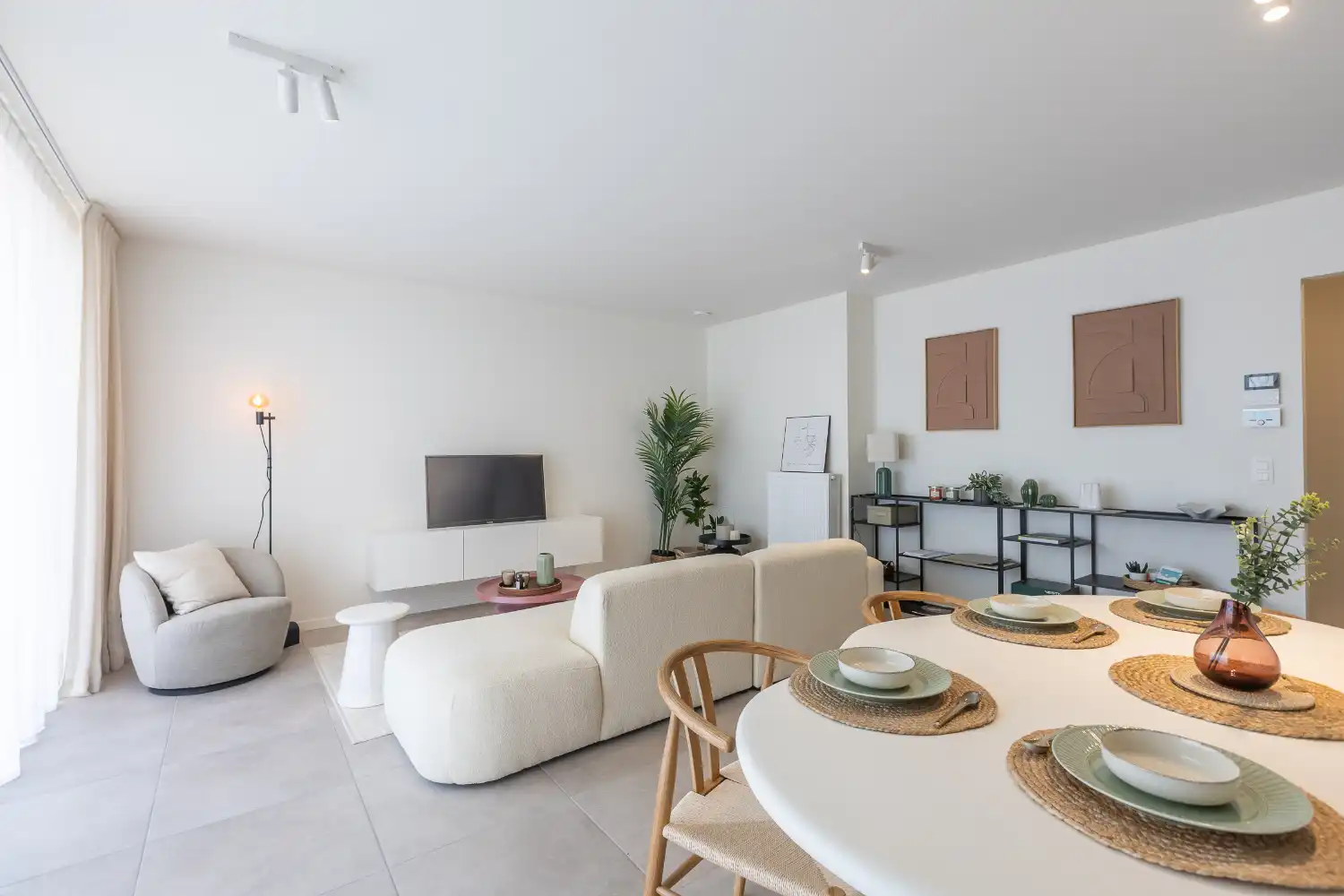 Prachtig afgewerkt nieuwbouwappartement te Middelkerke foto 2