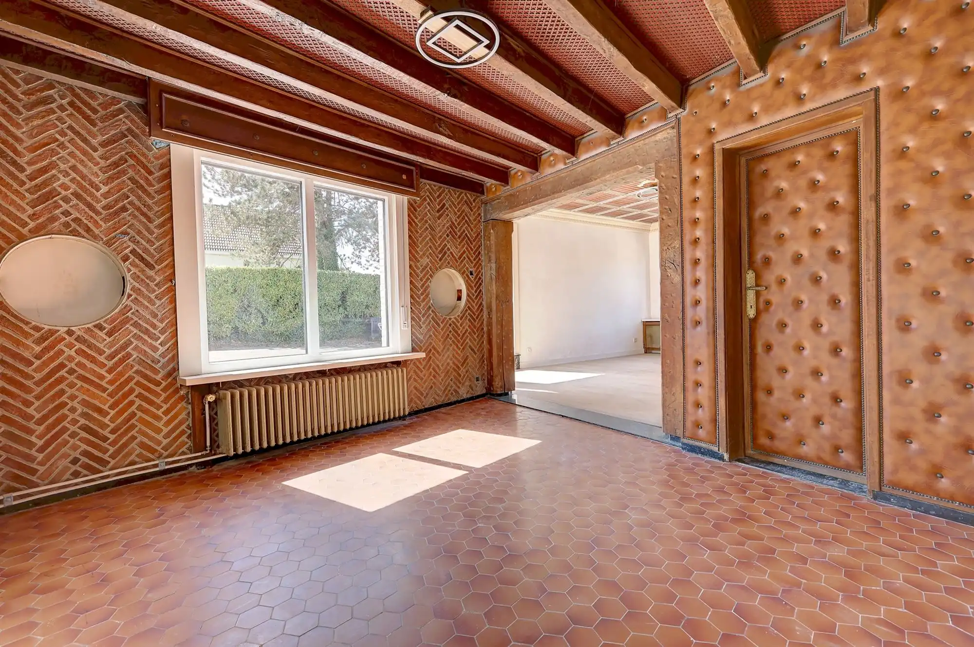 Ruime woning met magazijn van 302m²+ winkel foto 11