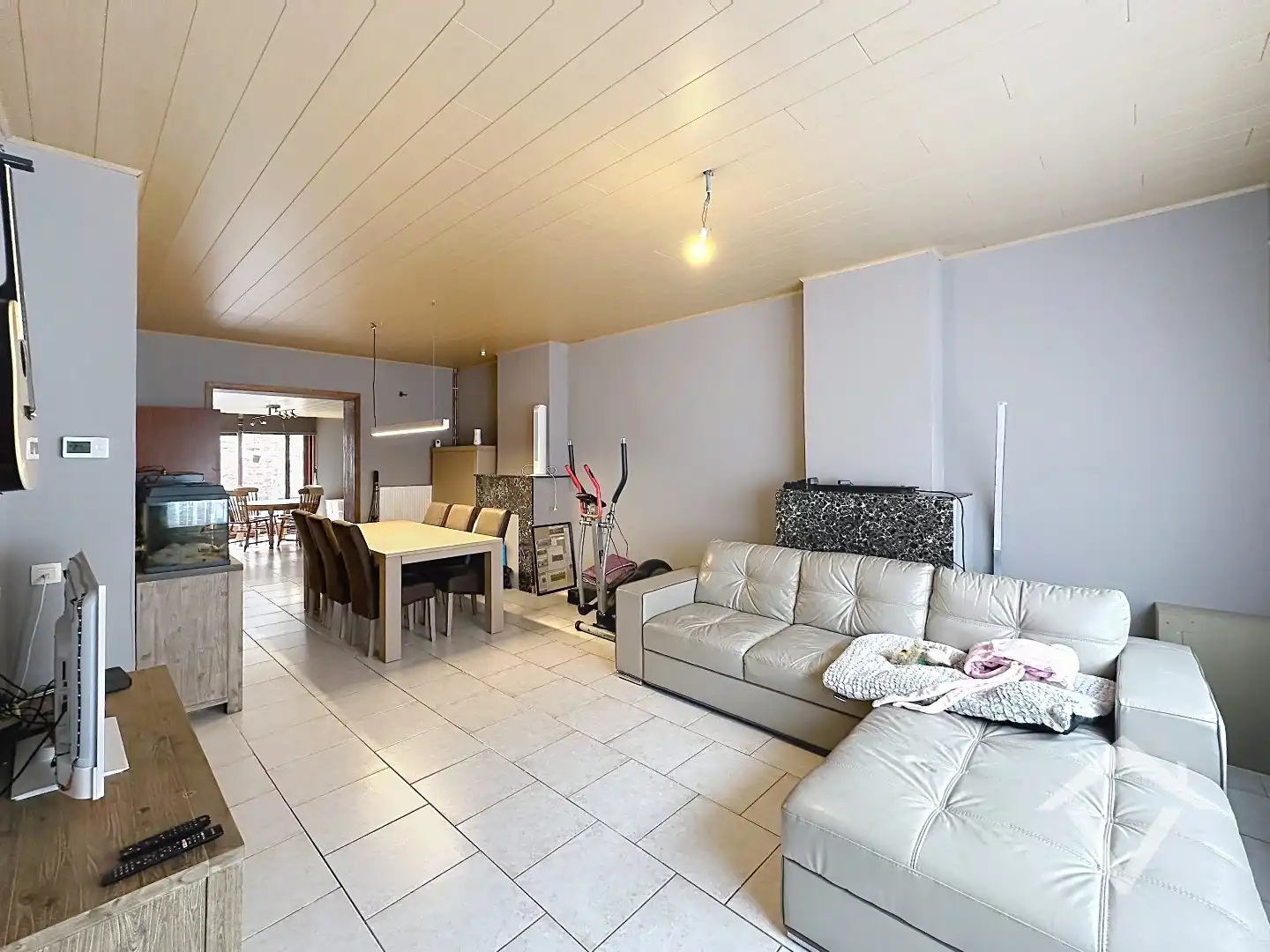 Woning in het centrum van Koekelare  foto 6