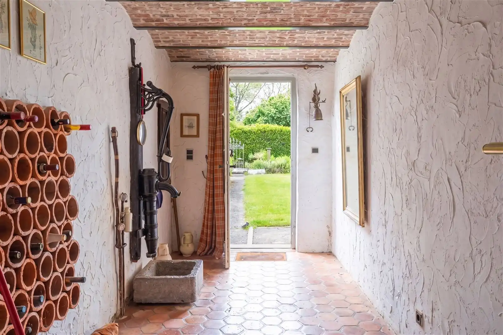 TE RENOVEREN Fermette met bijgebouwen op 64 are foto 12