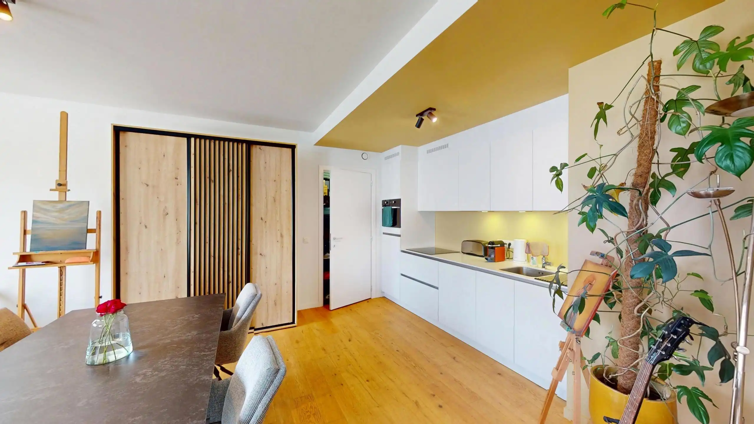 ANTWERPEN EILANDJE - Lichtrijk appartement met ruim terras foto 4