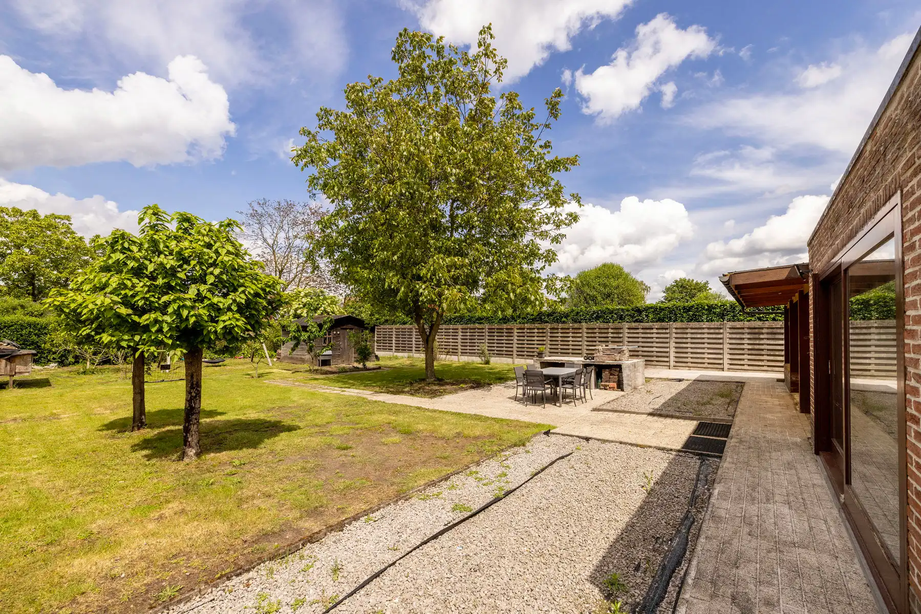 Op te frissen, energiezuinige woning met 3/4 slpks en tuin foto 22