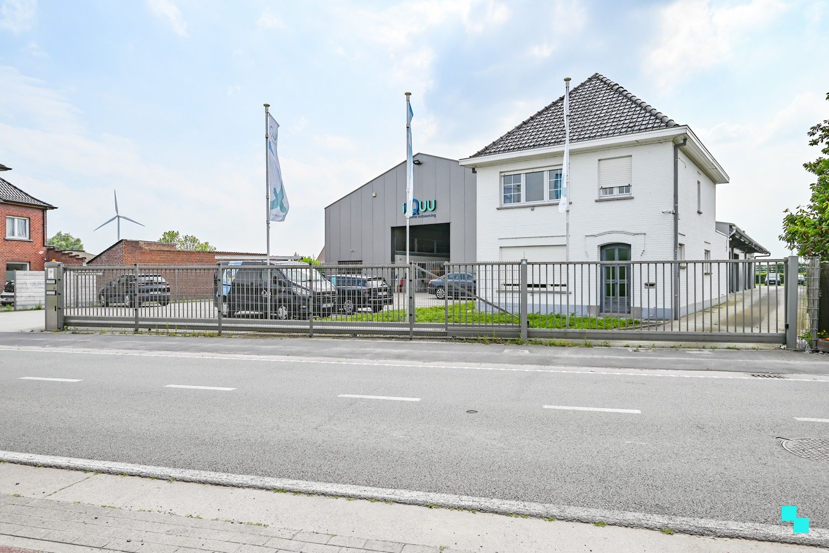 Opslagplaats van ca. 73,50 m² met sectionaalpoort foto 11