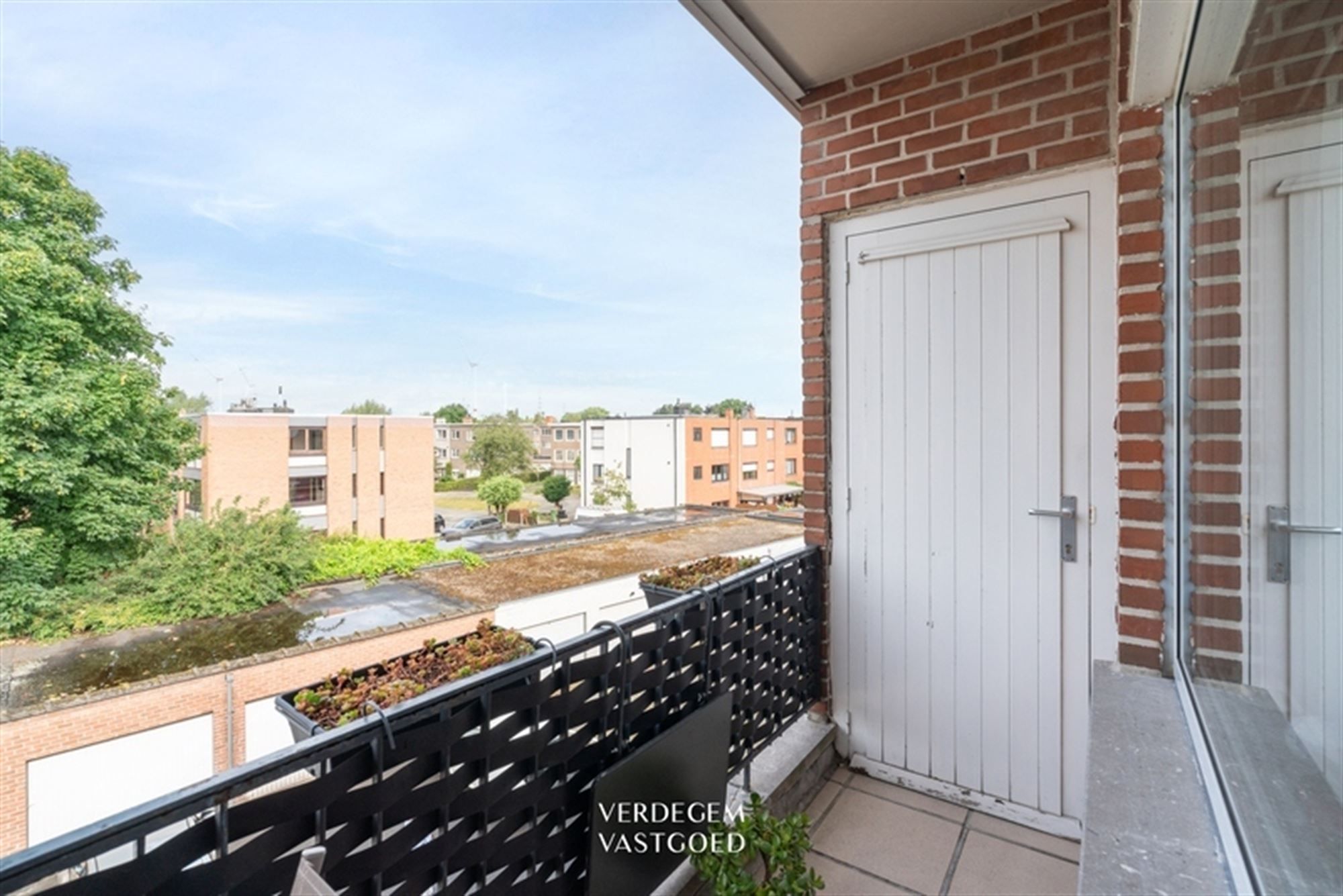 Instapklaar appartement met 2 slaapkamers en garage foto 11