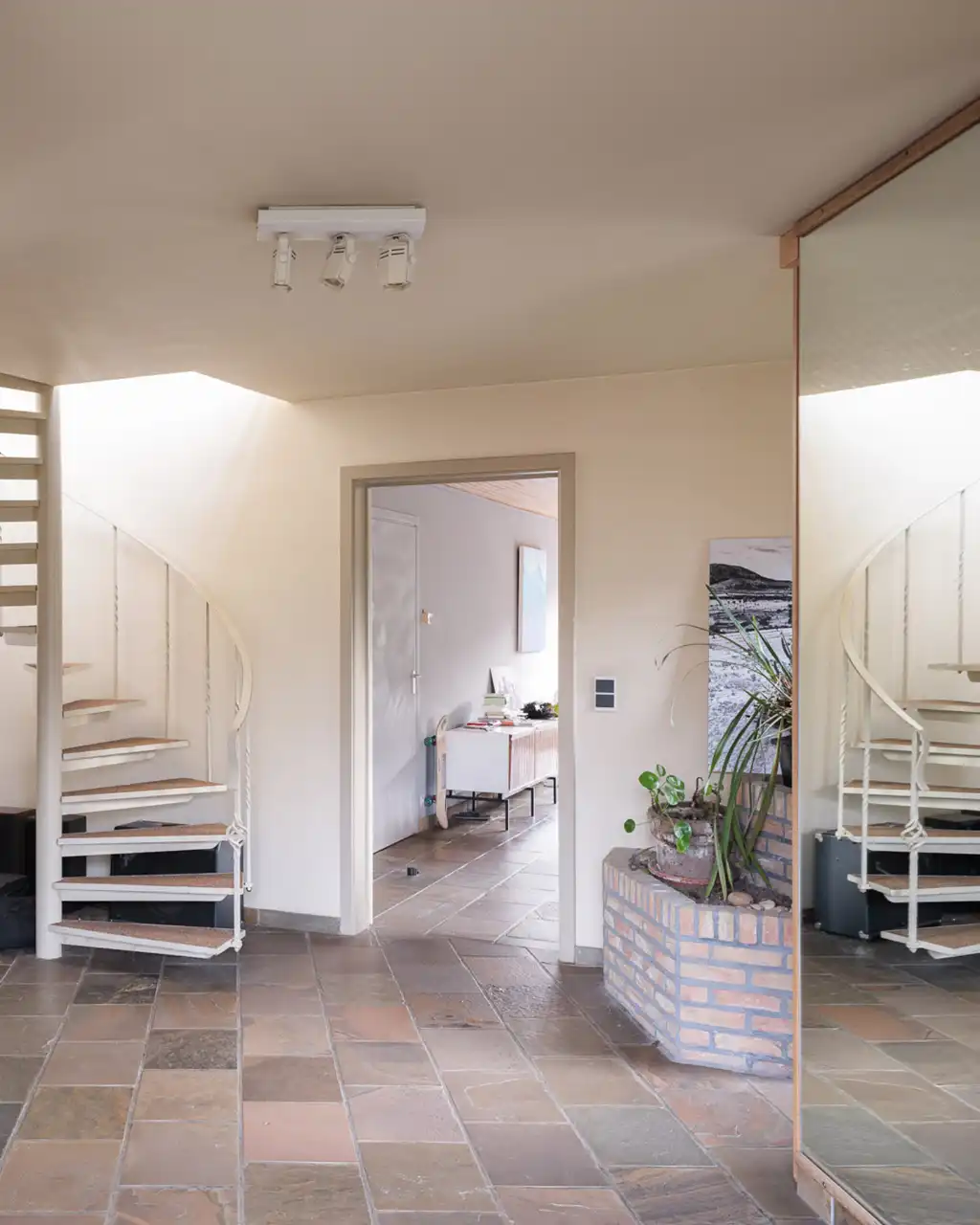 Brutalistische woning ‘Haerick’, gebouwd in 1976 naar ontwerp van architecten Xavier De Wulf en Johan De Vos. foto 12