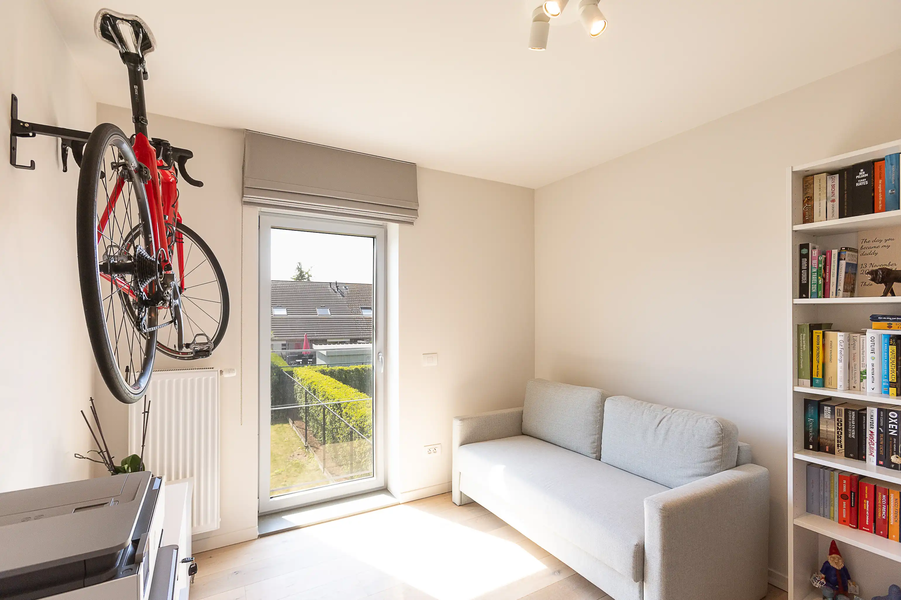 Prachtige, lichtrijke  woning met zonnige tuin in Beernem! foto 17