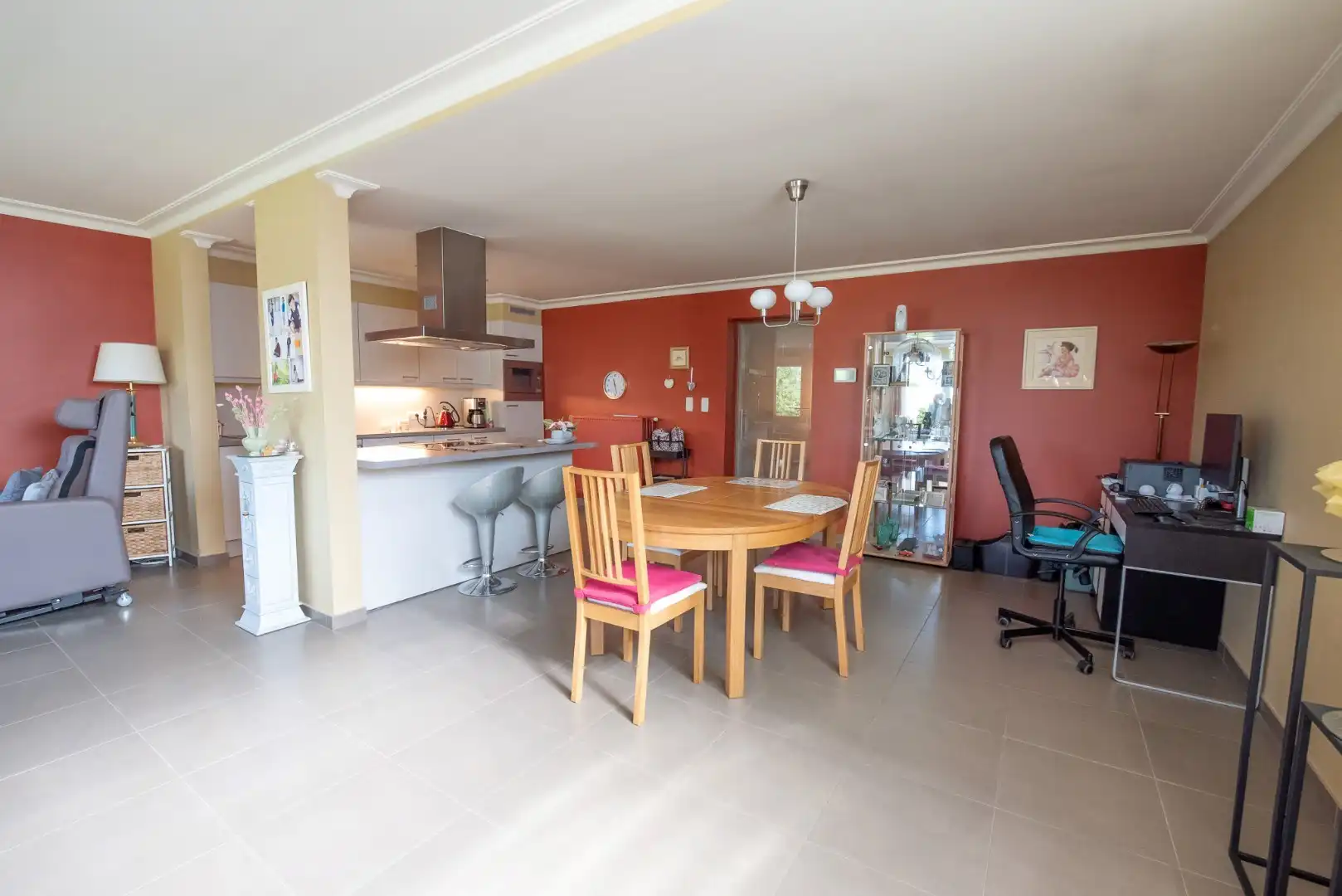 Ruim 2-slaapkamerappartement in centrum Wakken met zicht op groen! foto 10