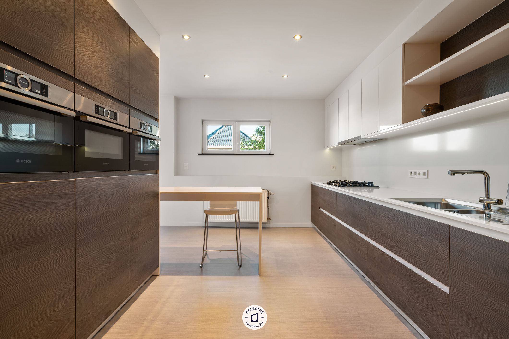 GERENOVEERD COMMERCIEEL PAND MET WOONST TOPLOCATIE foto 19