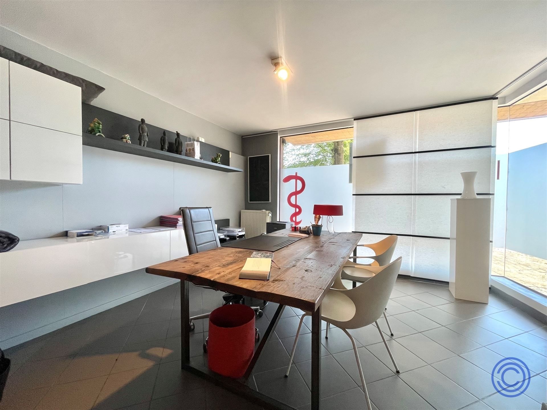 Handelspand/kantoor ca. 97m² in centrum Zoersel! foto 3