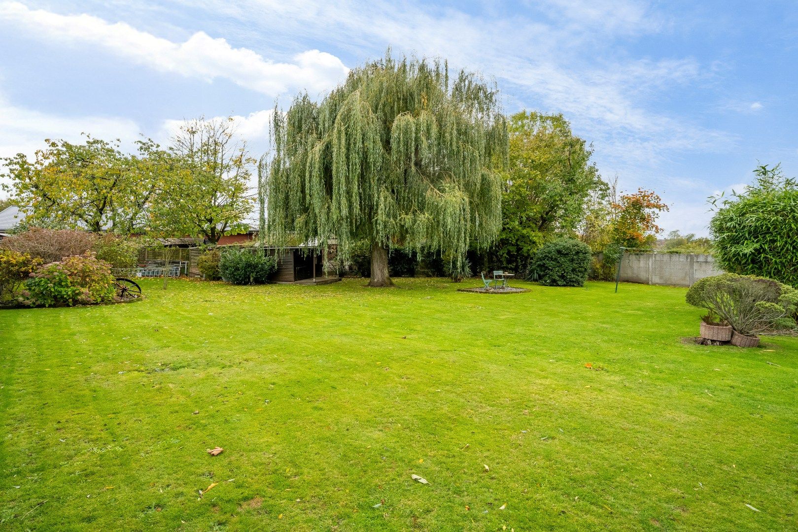 Centrumligging met prachtige tuin ! foto 2