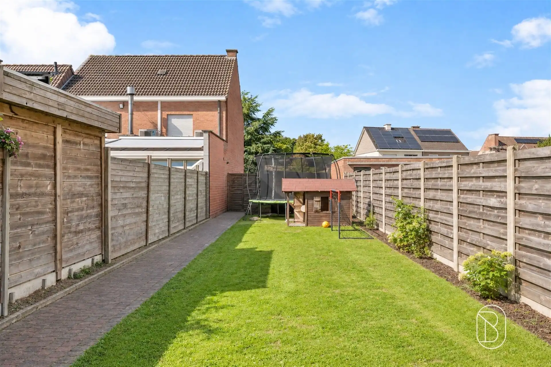 Gezinswoning met 3 slk, tuin en extra uitweg in Kuurne foto 3