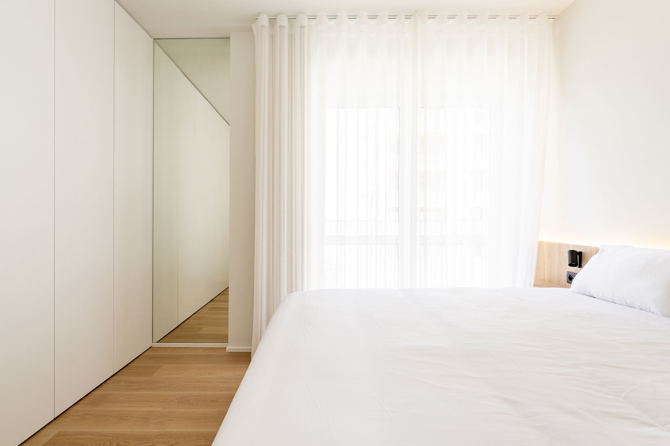 Elegant gerenoveerd appartement met open zicht in het Zoute foto 28